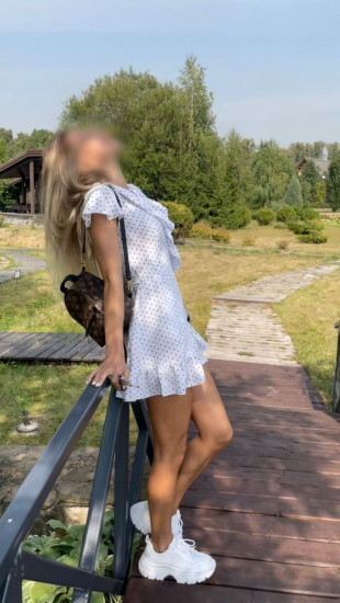 Частная массажистка Полина, 24 года, Москва - фото 1
