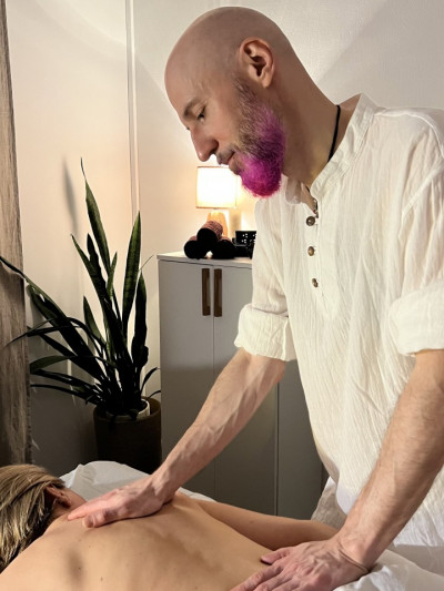 Частный массажист Дмитрий 